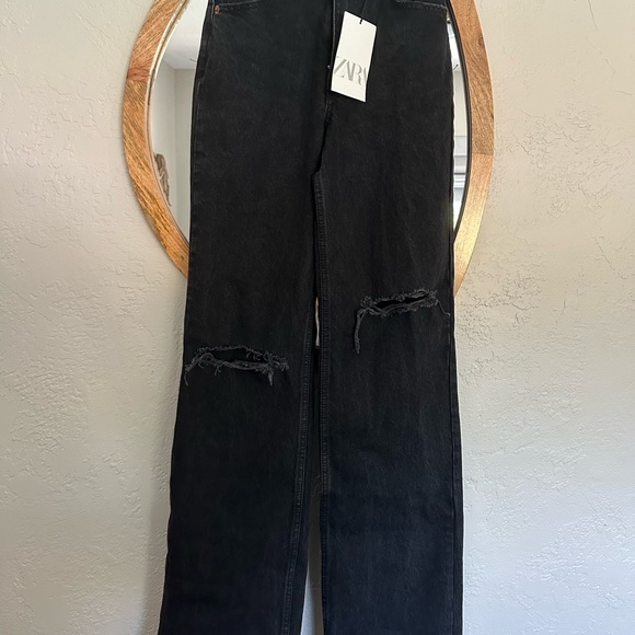 BRAND NEW Zara jeans - Picture 2 of 5